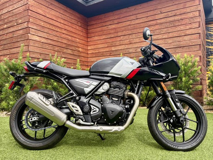 2026 Triumph Thruxton 400