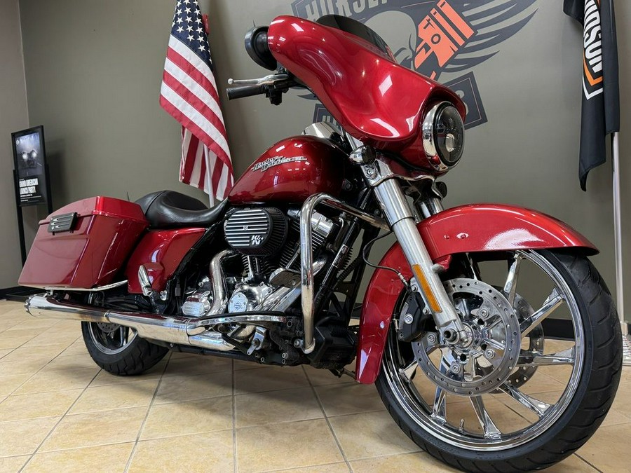 2013 Harley-Davidson Street Glide® Base