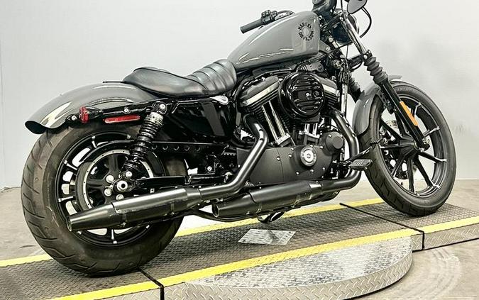 2022 Harley-Davidson Iron 883 Review [Air-Cooled Sportster]