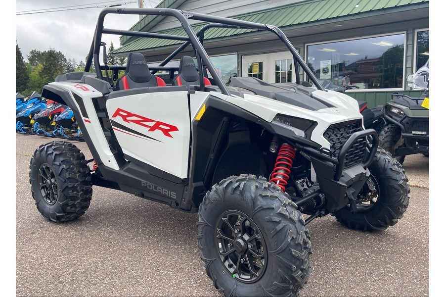 2024 Polaris Industries RZR XP 1000 Sport White Lightning