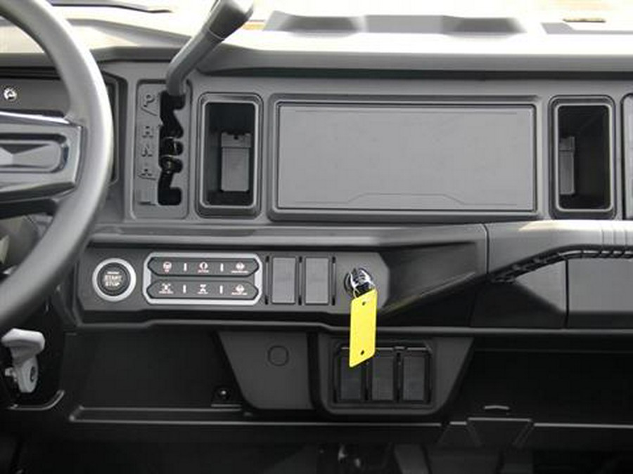 2026 Can-Am Defender MAX X MR HD11 With Half-Doors