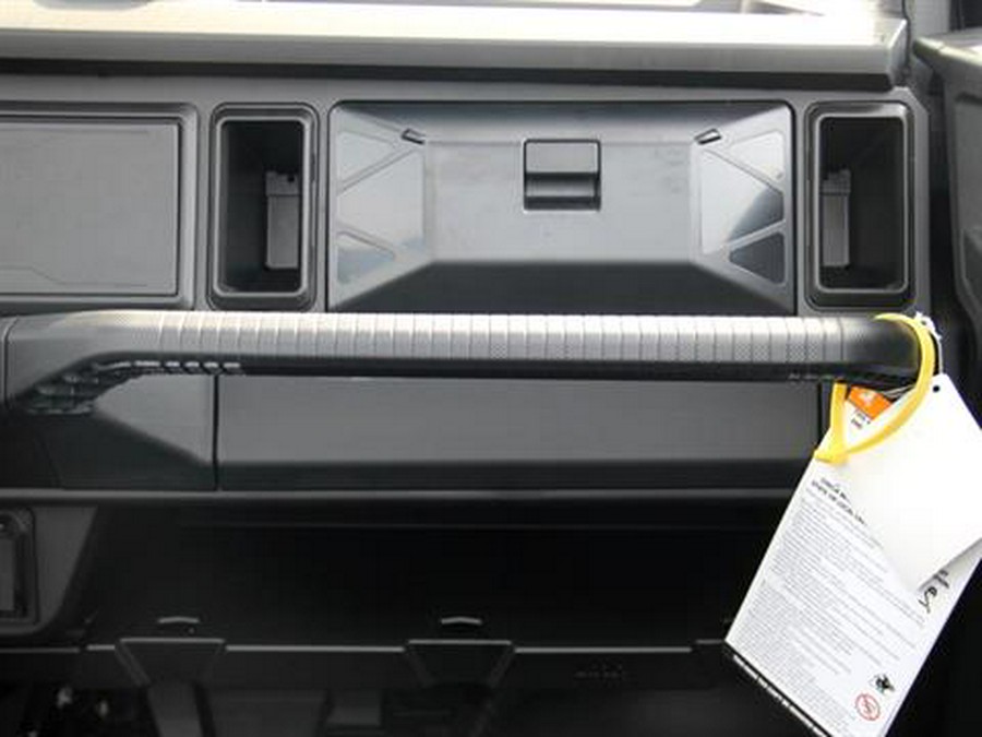 2026 Can-Am Defender MAX X MR HD11 With Half-Doors