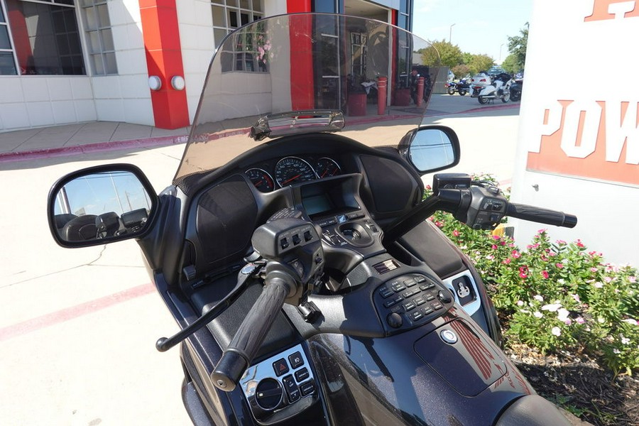 2010 Honda Gold Wing® Audio / Comfort