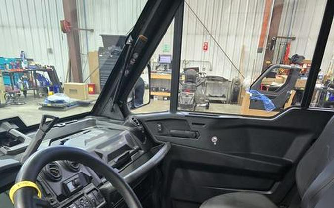 2025 Can-Am® Defender MAX Limited HD10