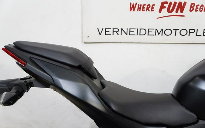 2026 Kawasaki Ninja 500 ABS Metallic Flat Spark Black