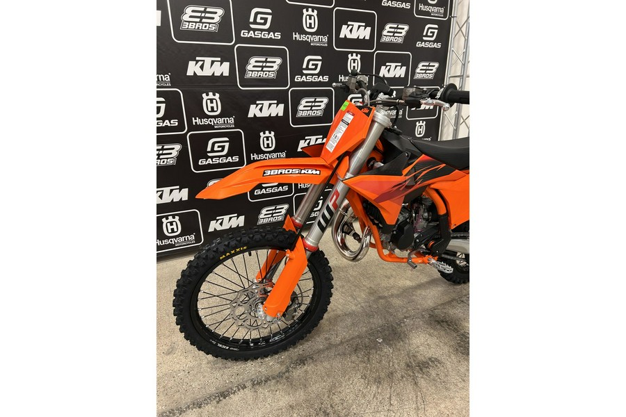 2027 85 SX 19/16 - KTM