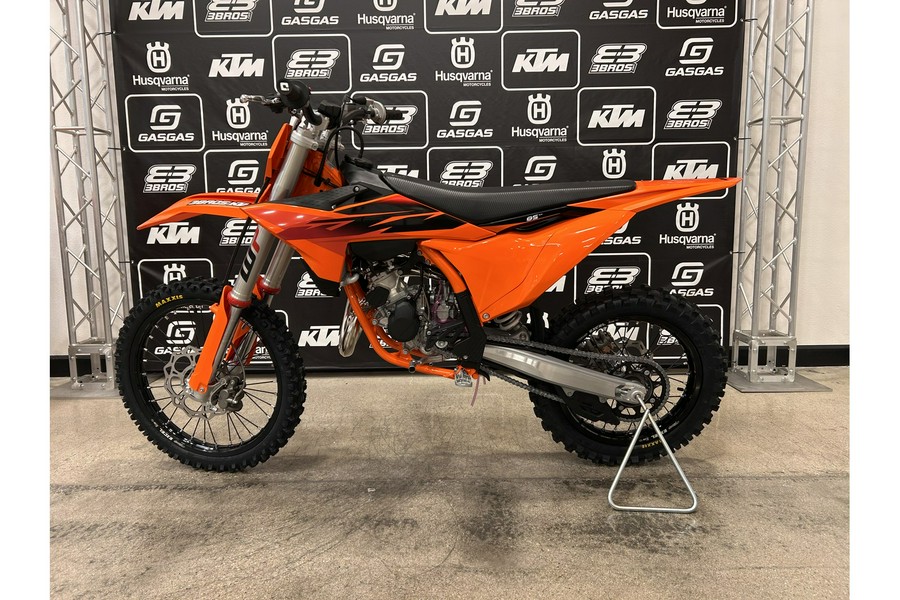 2027 85 SX 19/16 - KTM