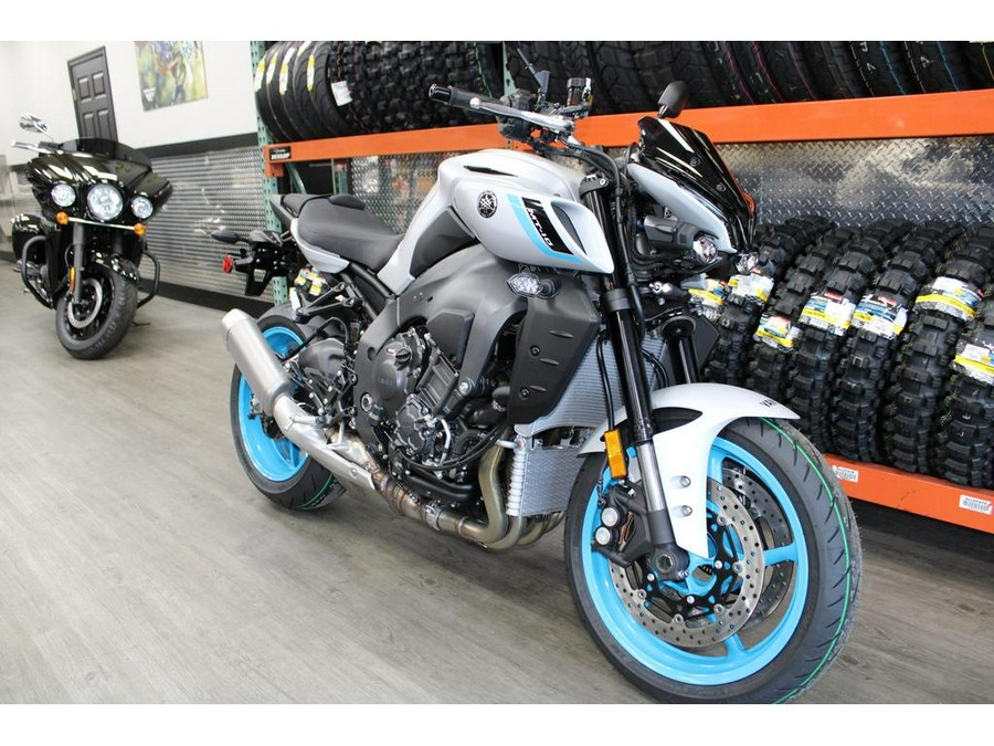 2025 Yamaha MT-10