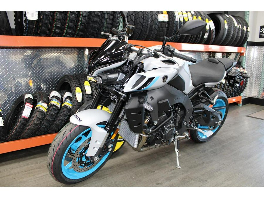 2025 Yamaha MT-10
