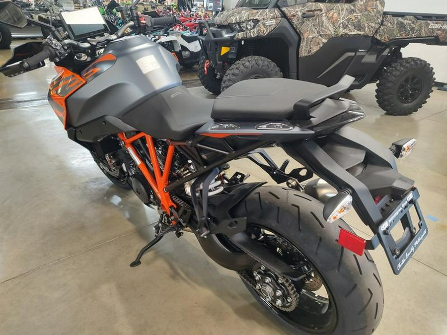 2024 KTM 1290 Super Duke GT