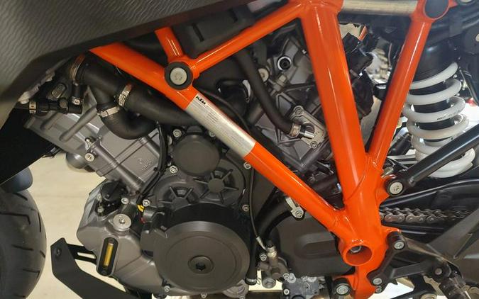 2024 KTM 1290 Super Duke GT