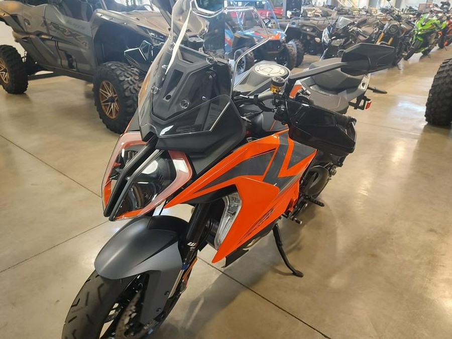 2024 KTM 1290 Super Duke GT