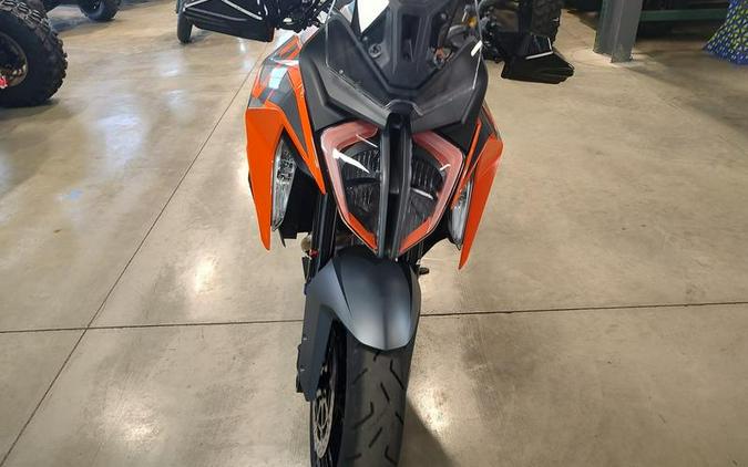 2024 KTM 1290 Super Duke GT