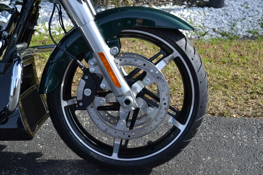 2024 Harley-Davidson Street Glide® Alpine Green - FLHX