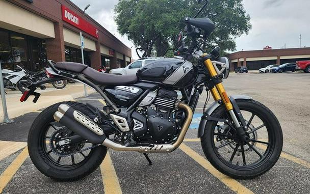 2024 Triumph Scrambler 400 X Phantom Black / Silver Ice