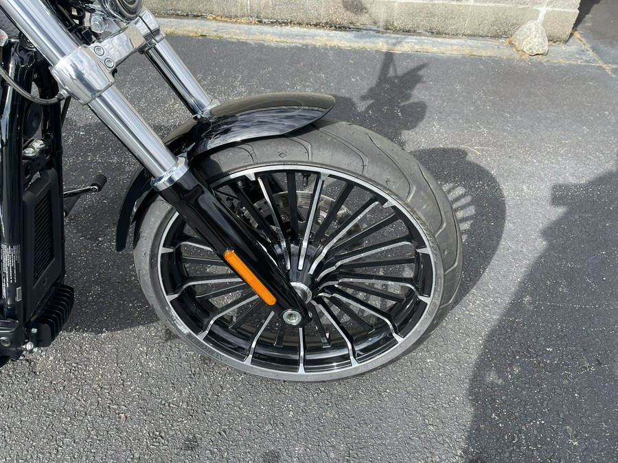 2025 Harley-Davidson Breakout®