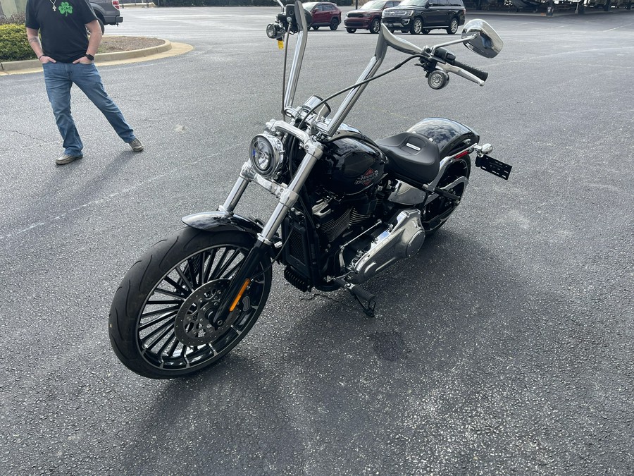 2025 Harley-Davidson Breakout®