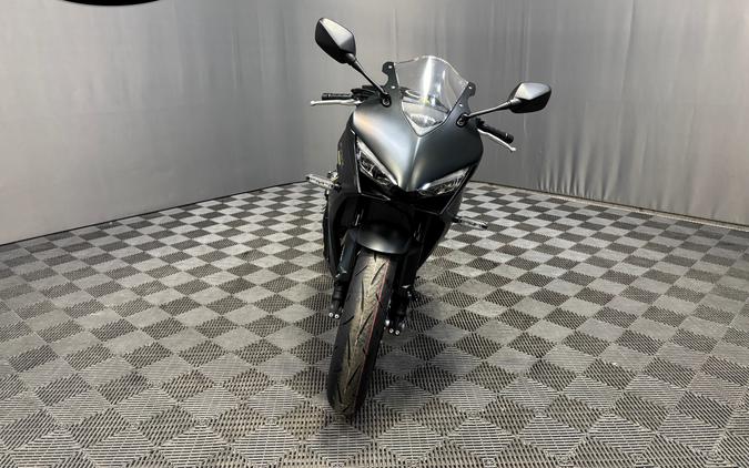 2026 Honda CBR650R E-Clutch