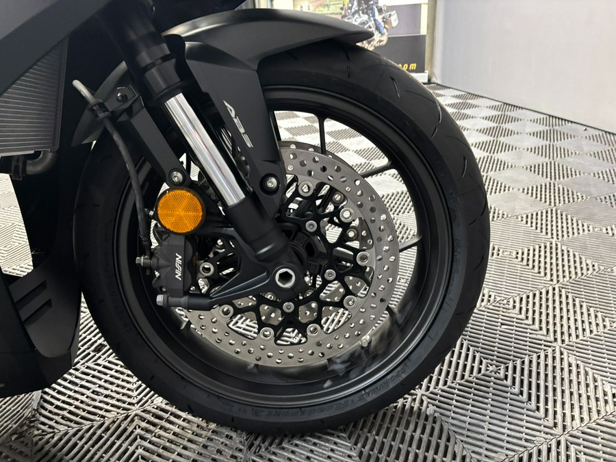 2026 Honda CBR650R E-Clutch
