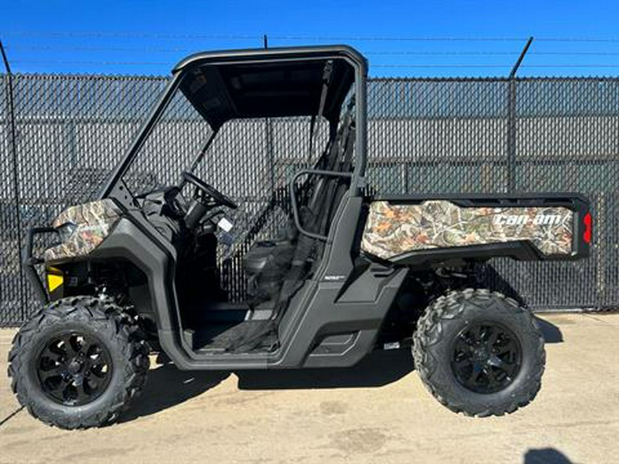 2024 Can-Am Defender XT HD7