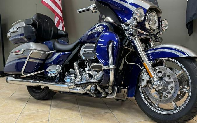 2016 Harley-Davidson Electra Glide® CVO™ Limited