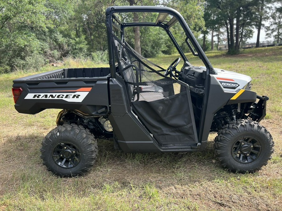 2024 Polaris Industries RANGER 1000 PREMIUM - WHITE LIGHTNING EPS