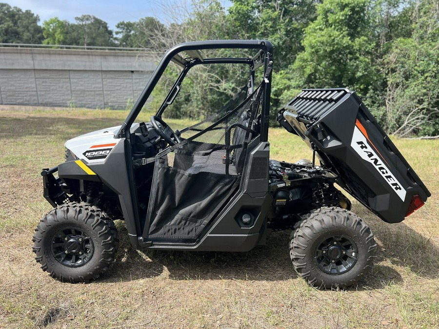 2024 Polaris Industries RANGER 1000 PREMIUM - WHITE LIGHTNING EPS