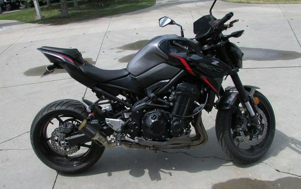 2023 Kawasaki Z900 ABS Metallic Black/Graphite Gray/Flat Black