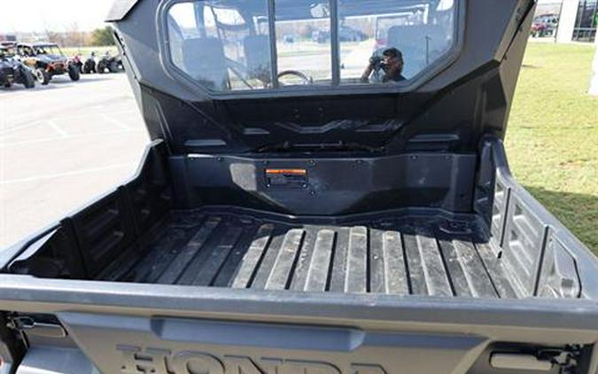 2023 Honda Pioneer 1000-6 Deluxe Crew