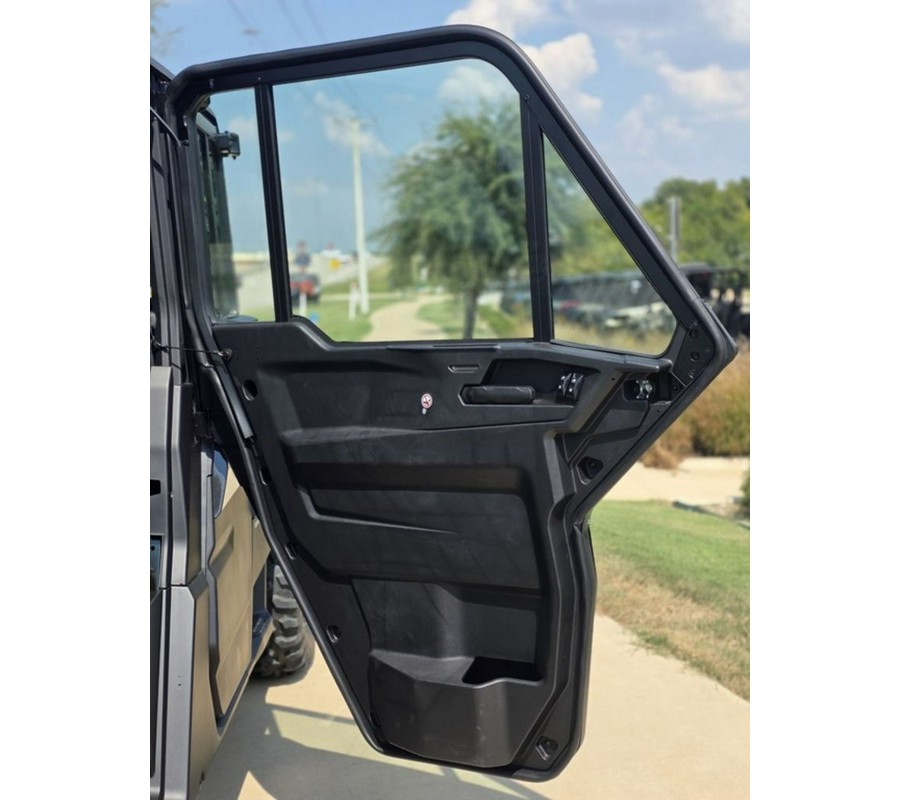 2026 Can-Am® Defender MAX XT CAB HD11