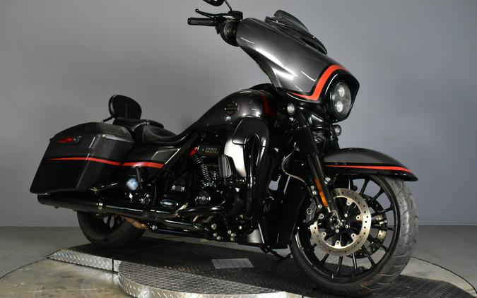 2018 Harley-Davidson CVO Street Glide Dark Alloy & Black Denim