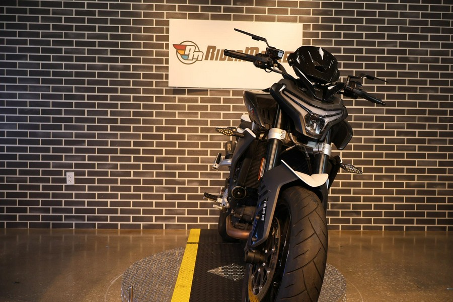 2024 CFMOTO 800NK