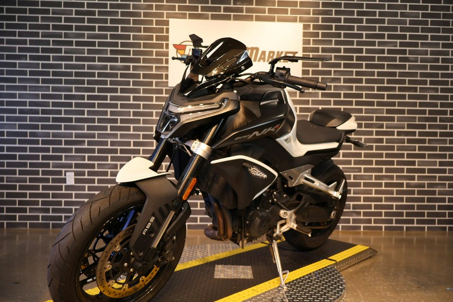 2024 CFMOTO 800NK