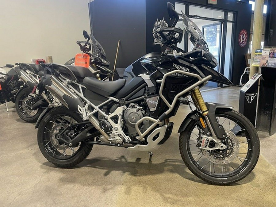 2023 Triumph Tiger 1200 Rally Explorer Sapphire Black