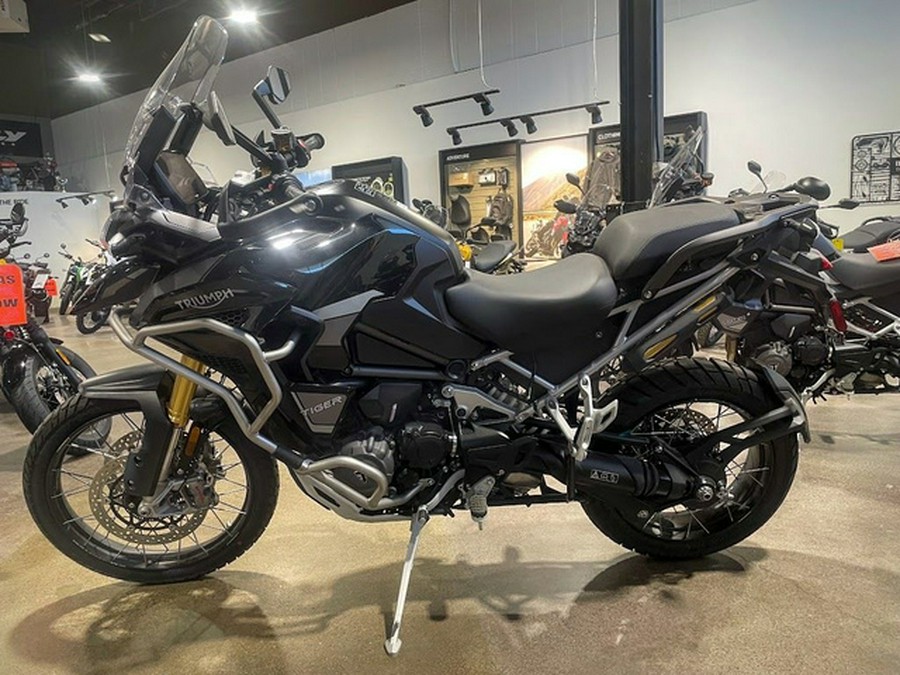 2023 Triumph Tiger 1200 Rally Explorer Sapphire Black