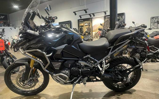 2023 Triumph Tiger 1200 Rally Explorer Sapphire Black