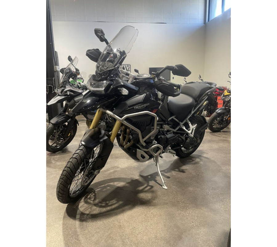 2023 Triumph Tiger 1200 Rally Explorer Sapphire Black