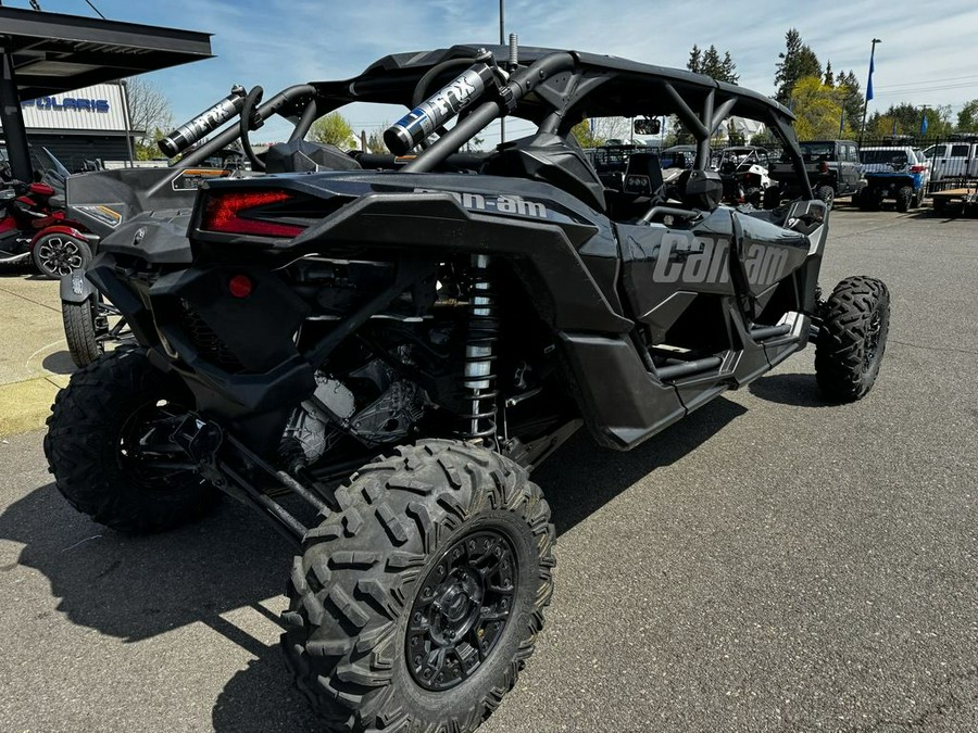 2020 Can-Am® Maverick™ X3 MAX X™ rs Turbo RR Triple Black