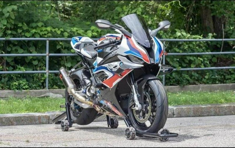 2021 BMW M1000RR