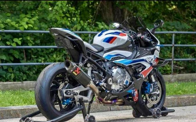 2021 BMW M1000RR