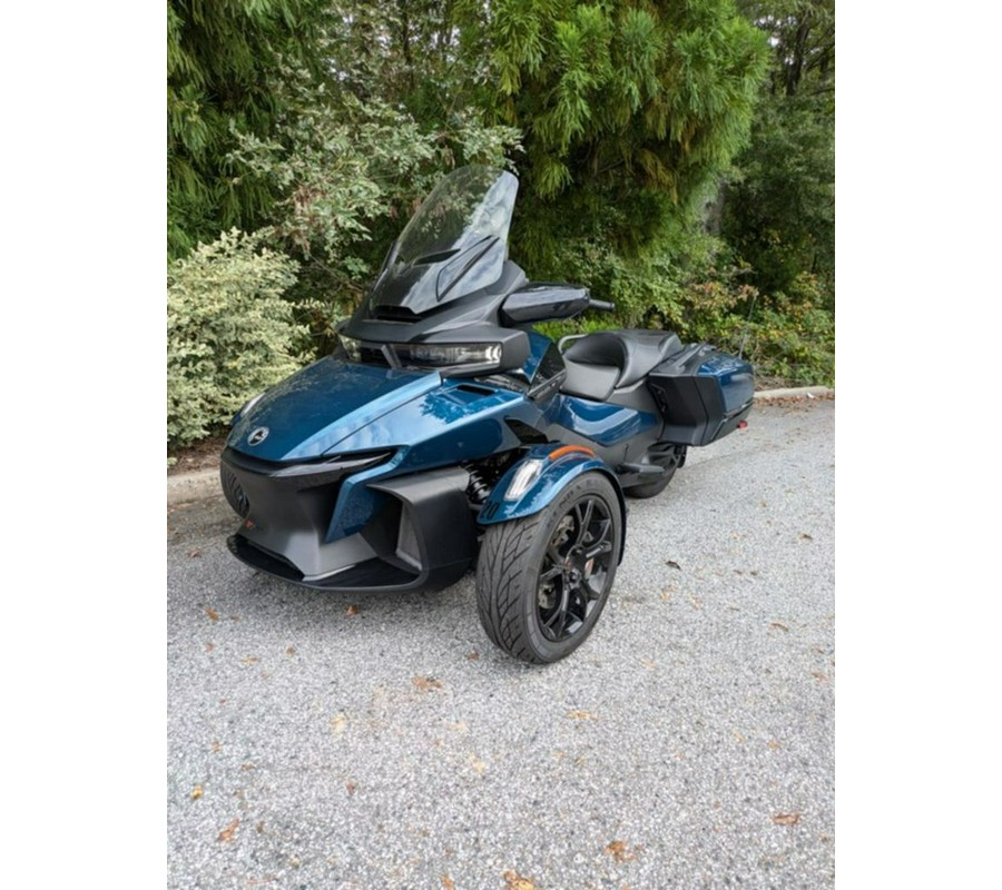 2021 Can-Am™ Spyder RT Base