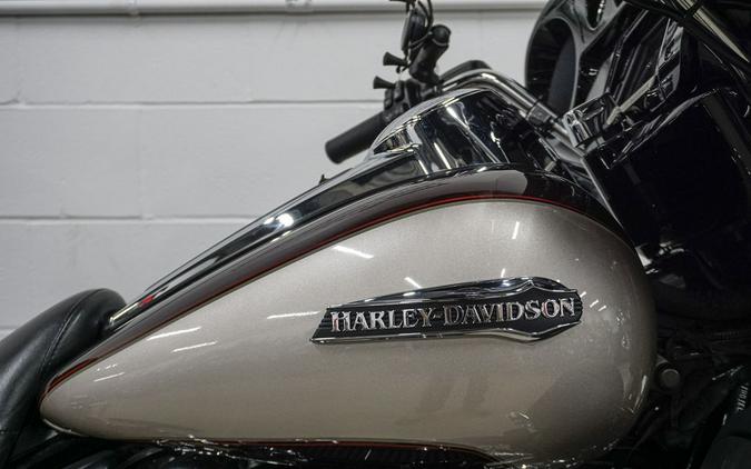 2018 Harley-Davidson® FLHTCU - Electra Glide® Ultra Classic®