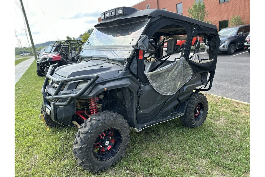 2017 Honda Pioneer 1000-5 LE