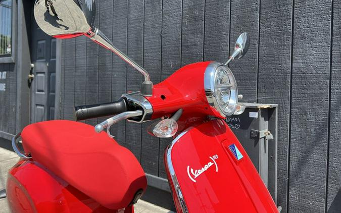 2025 Vespa Primavera 150 Red