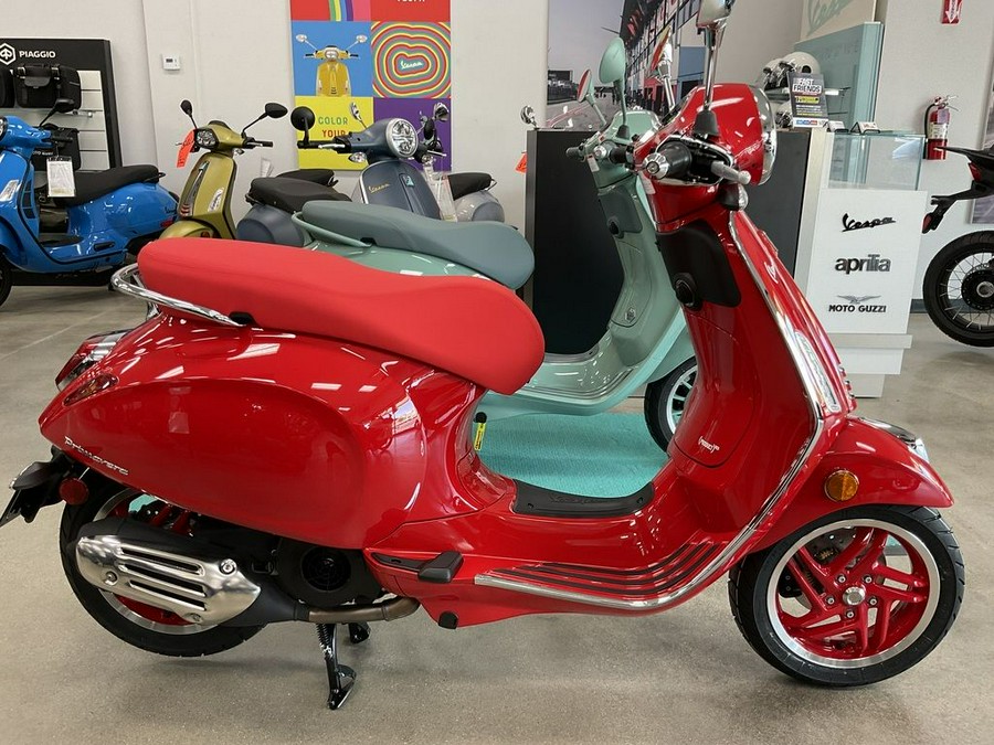 2026 Vespa Primavera 150 RED