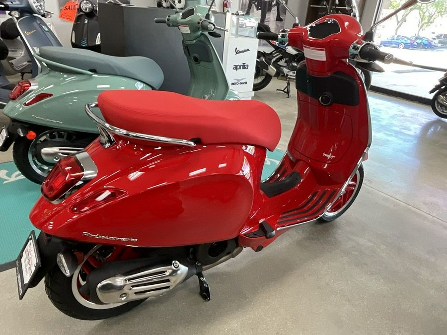 2026 Vespa Primavera 150 RED
