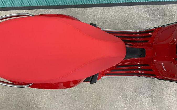 2026 Vespa Primavera 150 RED
