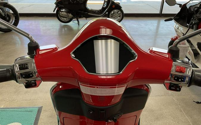 2026 Vespa Primavera 150 RED