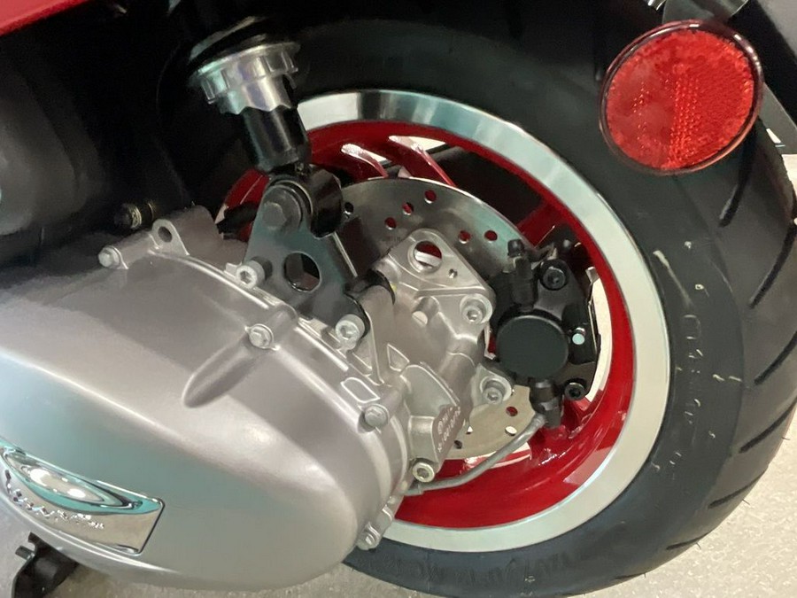 2026 Vespa Primavera 150 RED
