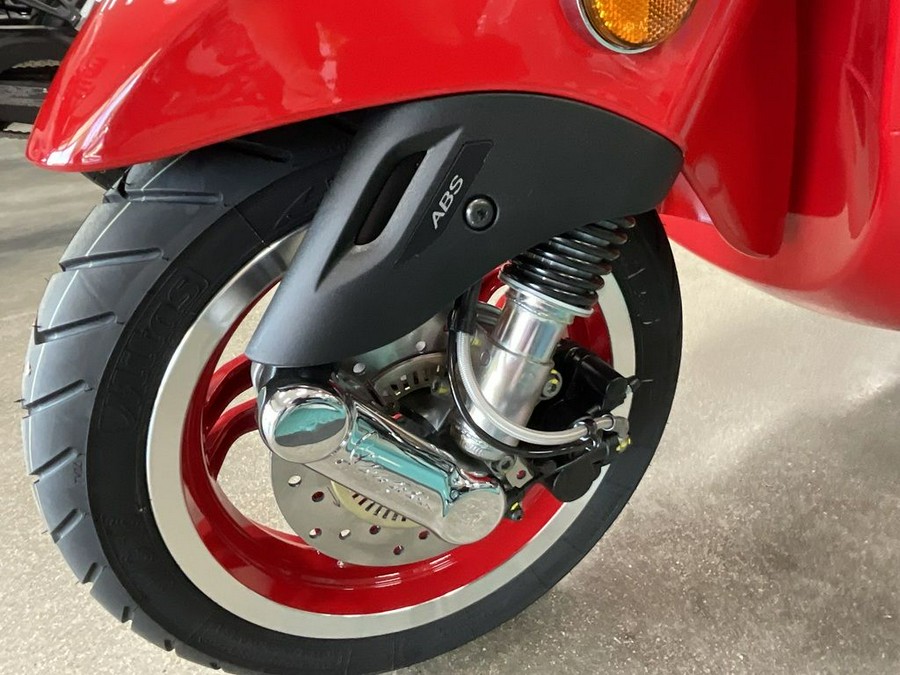2026 Vespa Primavera 150 RED